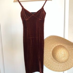 Cute velvet dress F21